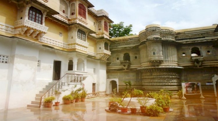 udaipur places to visit in hindi